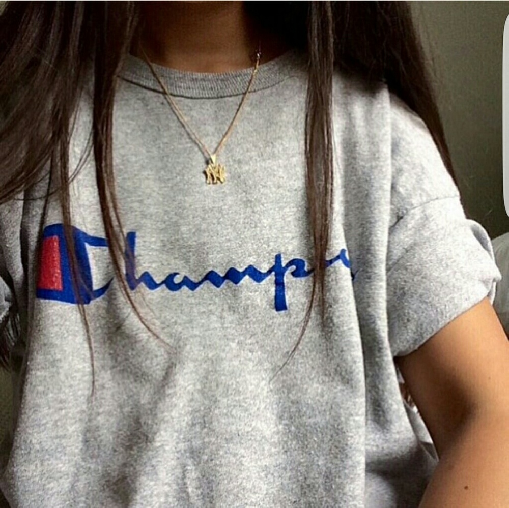 CHAMPION - Picture 5 of 7
